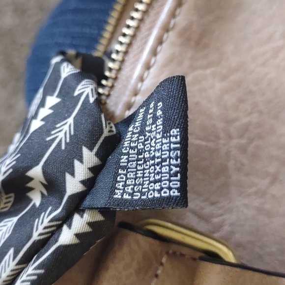 Tan purse. - Picture 7 of 7